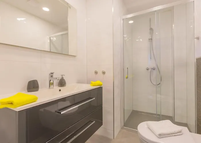 Family-friendly With Swimming Pool - 19147 Apartman *