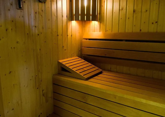 Family-friendly With Swimming Pool - 19147