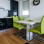 Apartament Family-friendly With Swimming Pool - 19147