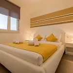 Family-friendly With Swimming Pool - 19147