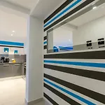 Family-friendly With Swimming Pool - 19147 *