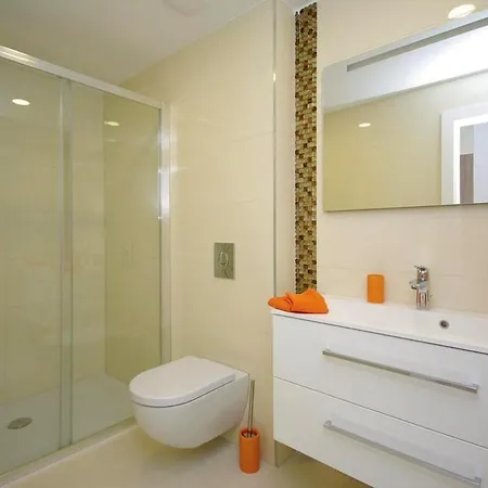 Family-friendly With Swimming Pool - 19147 *