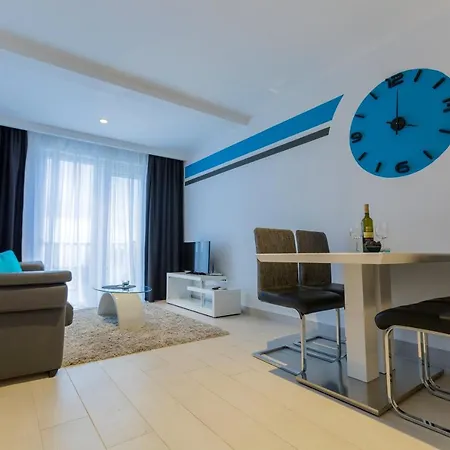 Apartment Family-friendly With Swimming Pool - 19147 *