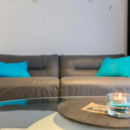 Family-friendly With Swimming Pool - 19147 Apartmán Makarská