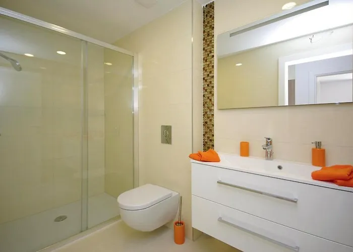 Family-friendly With Swimming Pool - 19147 *