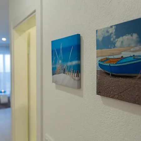 Family-friendly With Swimming Pool - 19147 Apartman Makarska