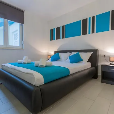 Apartman Family-friendly With Swimming Pool - 19147