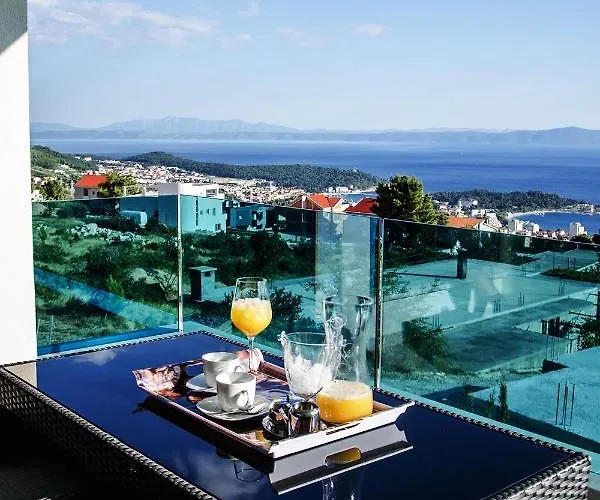 Family-friendly With Swimming Pool - 19147 Appartamento Makarska